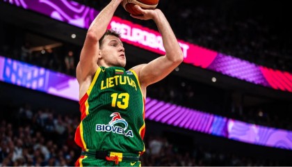 官方：立陶宛男篮主力后卫乔库巴蒂斯伤停6个月，欧锦赛报销