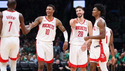 别再为火箭的一场常规赛过度反应了 他们在未来十年都有光明未来