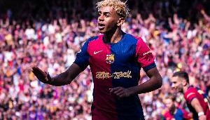 APP下载-3C谈亚马尔：让他享受足球，他的快乐能感染队友激励全世界的人