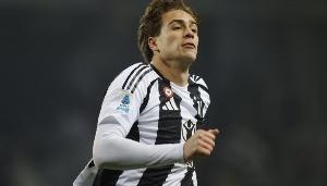 APP下载-记者：莫塔训练多次随意调整伊尔迪兹位置，并对他说"你不是梅西"