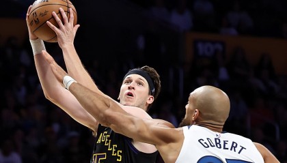 网页版登录入口-詹姆斯不在的情况下，湖人后场大将的表现反而有了显著的提升？