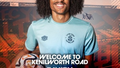 网页版登录入口-华裔球员陈达毅转投库拉索代表队，将亮相世界杯预选赛